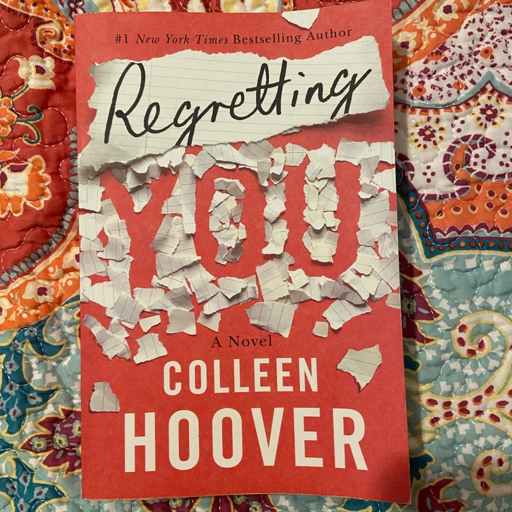 Book: Regretting You. Colleen Hoover